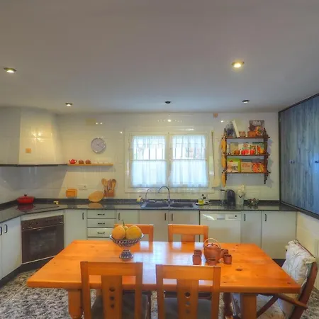 Aries House By Hello Apartments Sitges Chalé Olivella