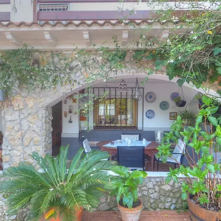 Chalé Aries House By Hello Apartments Sitges *